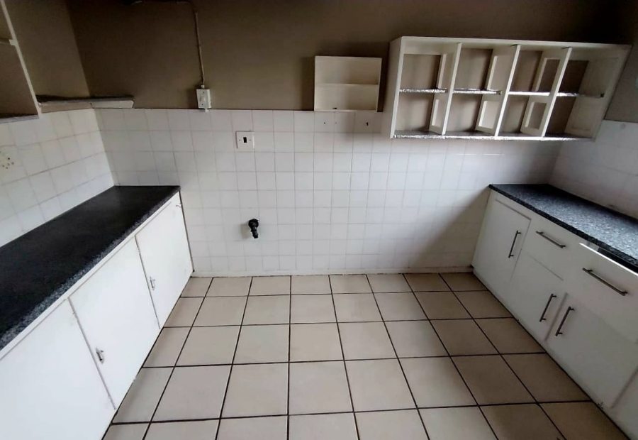 To Let 3 Bedroom Property for Rent in King Williams Town Central Eastern Cape